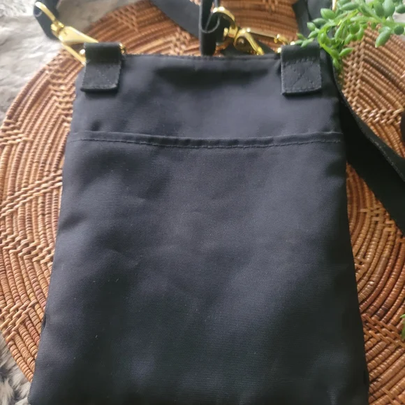 Designer sunglasses NWOT & crossbody bag